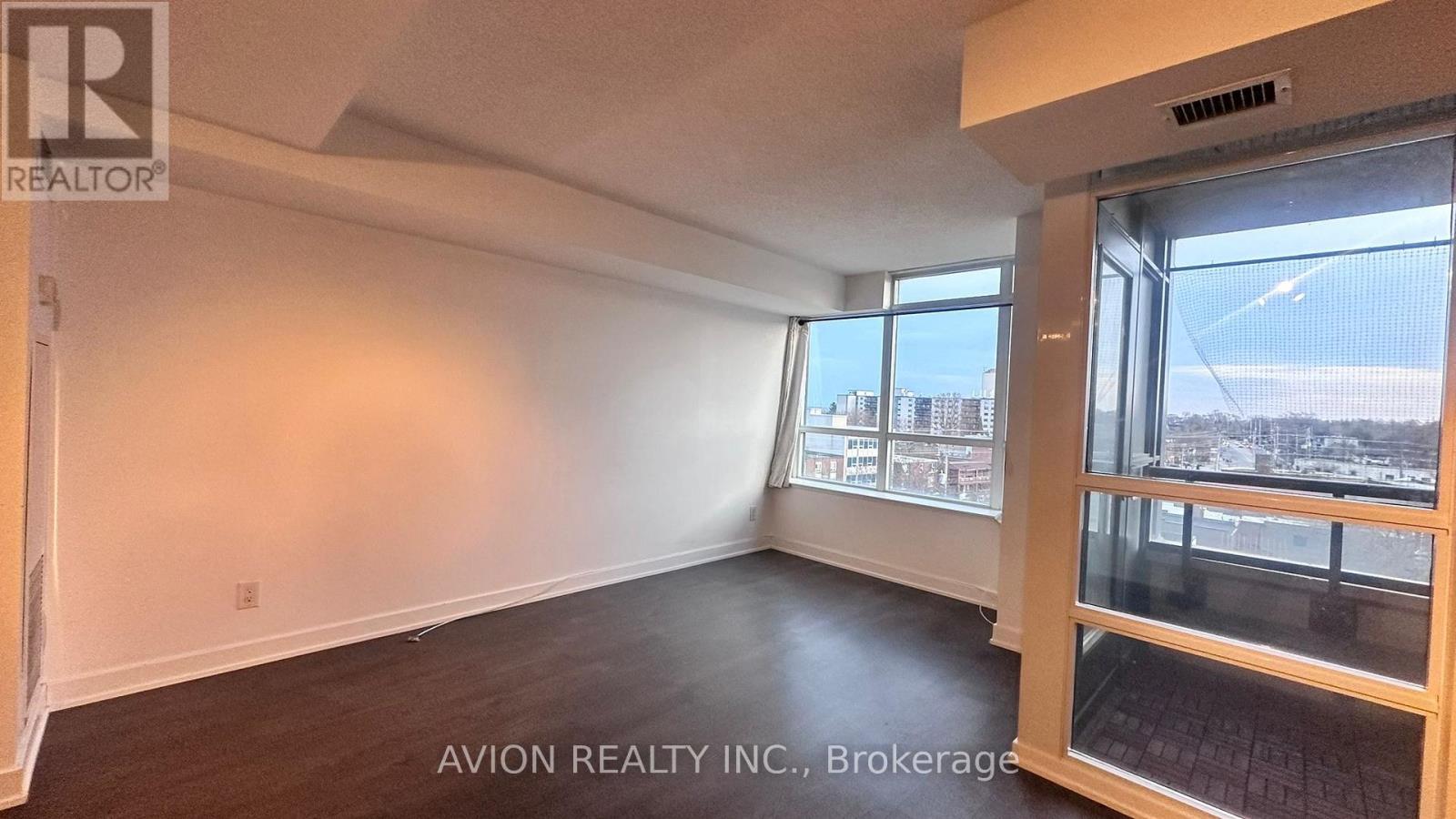 611 - 11 Superior Avenue, Toronto, Ontario  M8V 0A7 - Photo 5 - W12938614