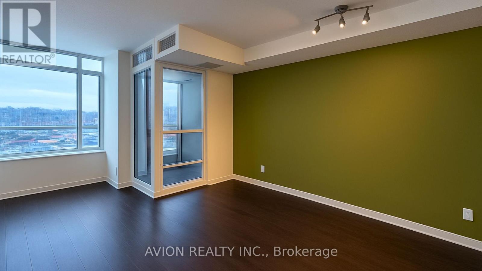 611 - 11 Superior Avenue, Toronto, Ontario  M8V 0A7 - Photo 6 - W12938614