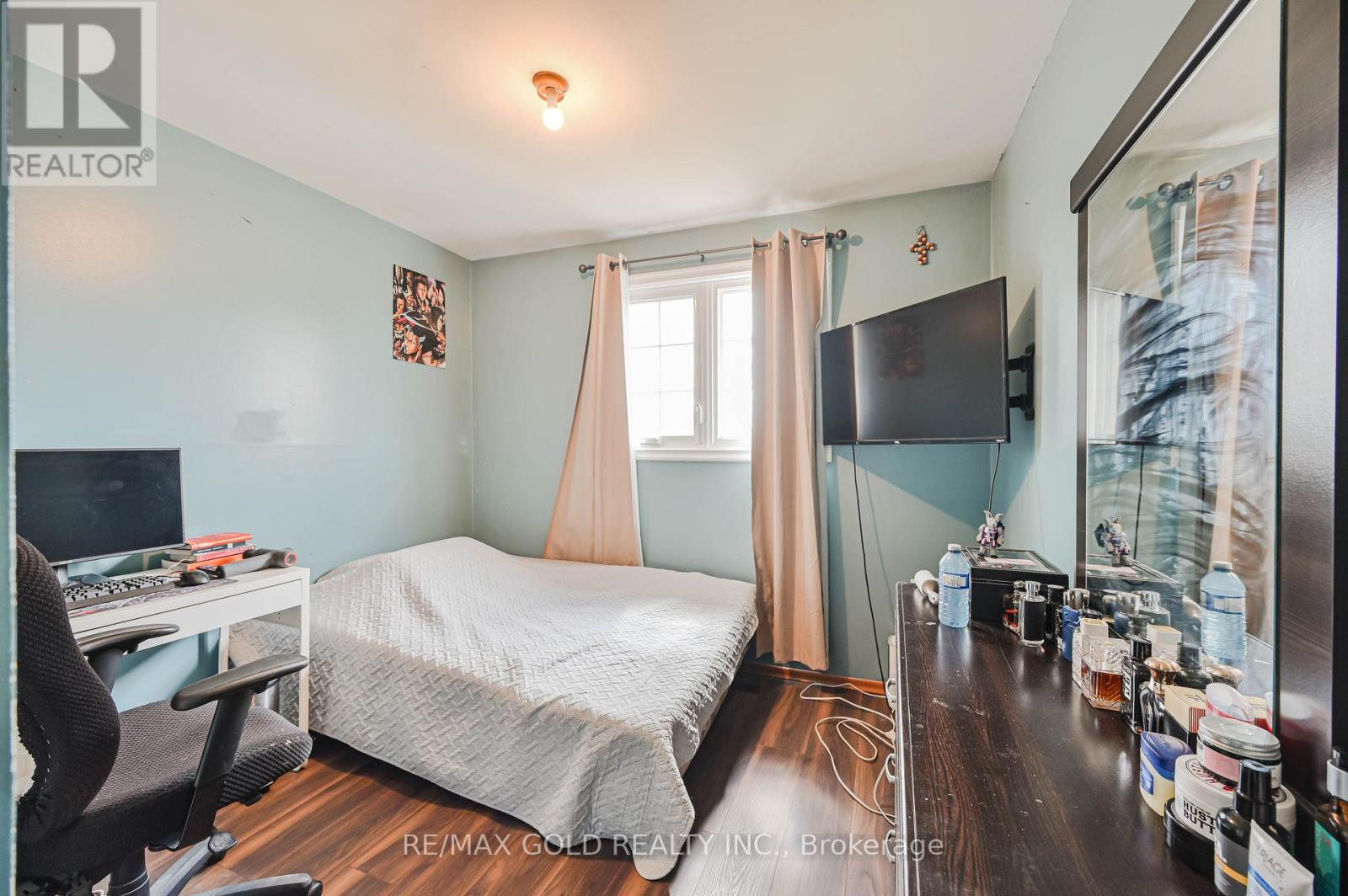 7232 Redfox Road, Mississauga, Ontario  L4T 2L8 - Photo 20 - W12938642