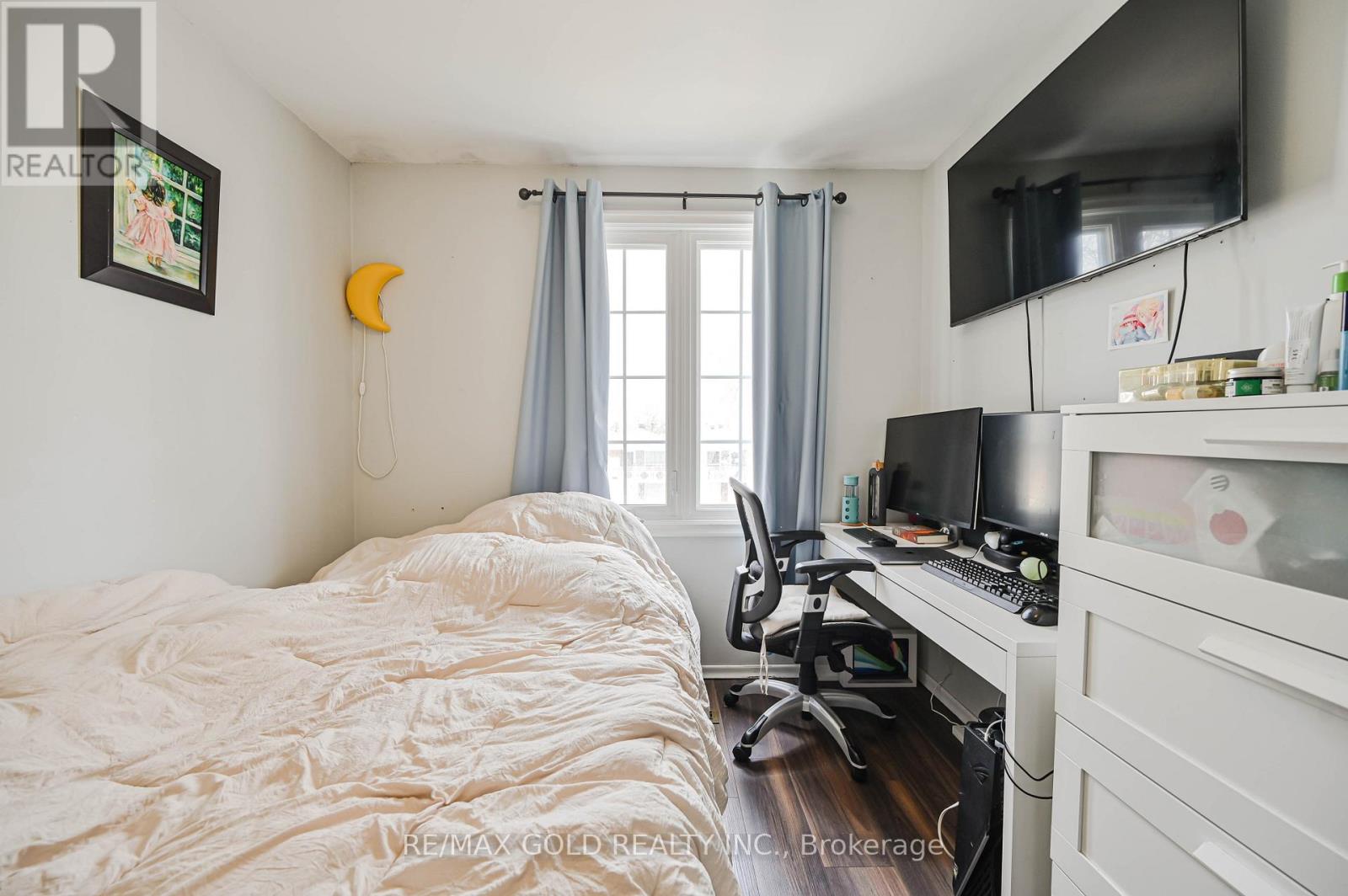 7232 Redfox Road, Mississauga, Ontario  L4T 2L8 - Photo 27 - W12938642