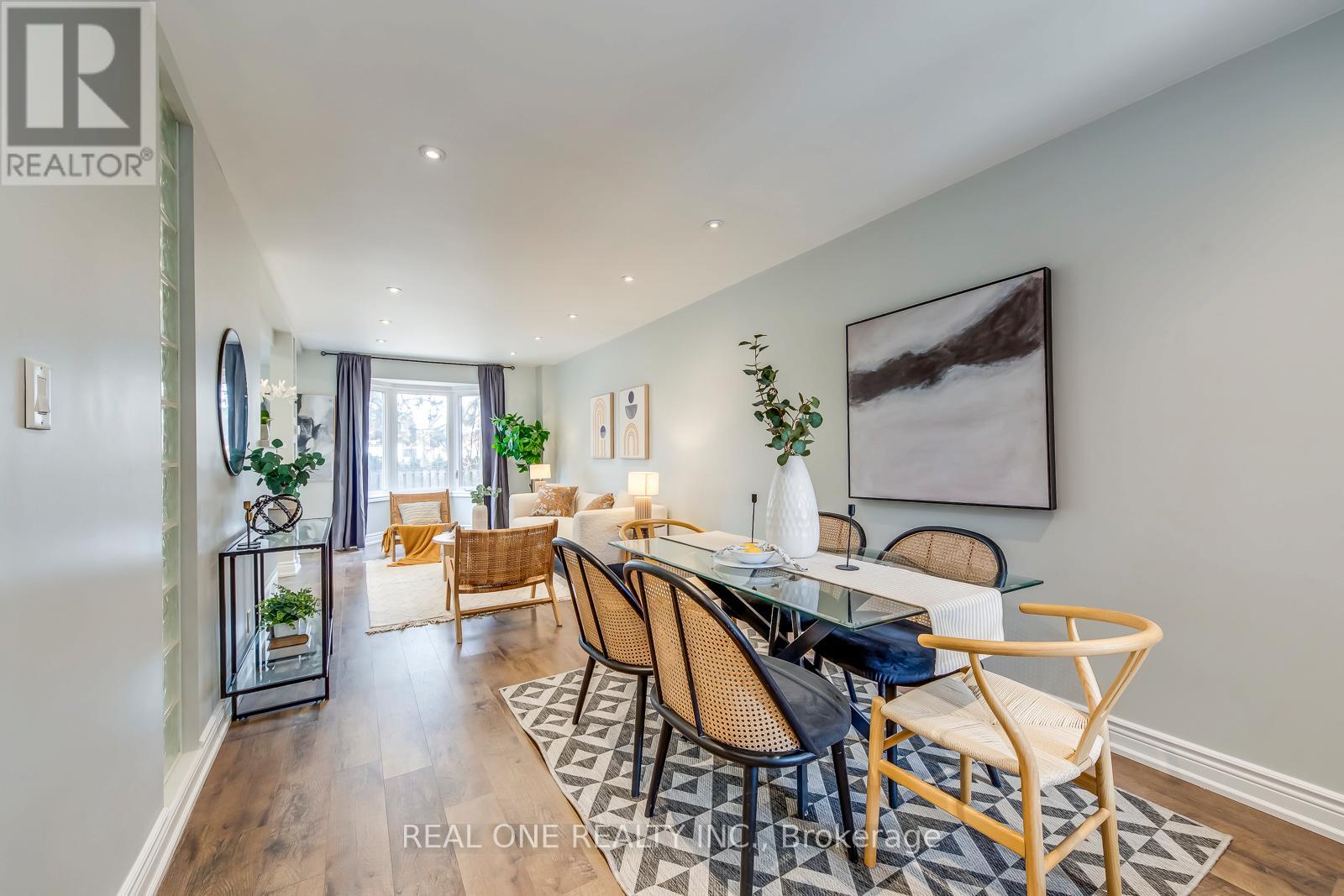 2 - 2006 Glenada Crescent, Oakville, Ontario  L6H 5R9 - Photo 11 - W12938650