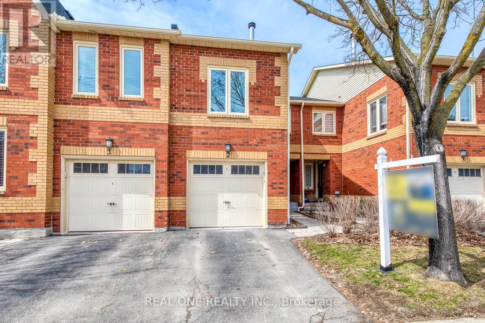 2 - 2006 Glenada Crescent, Oakville, Ontario  L6H 5R9 - Photo 2 - W12938650