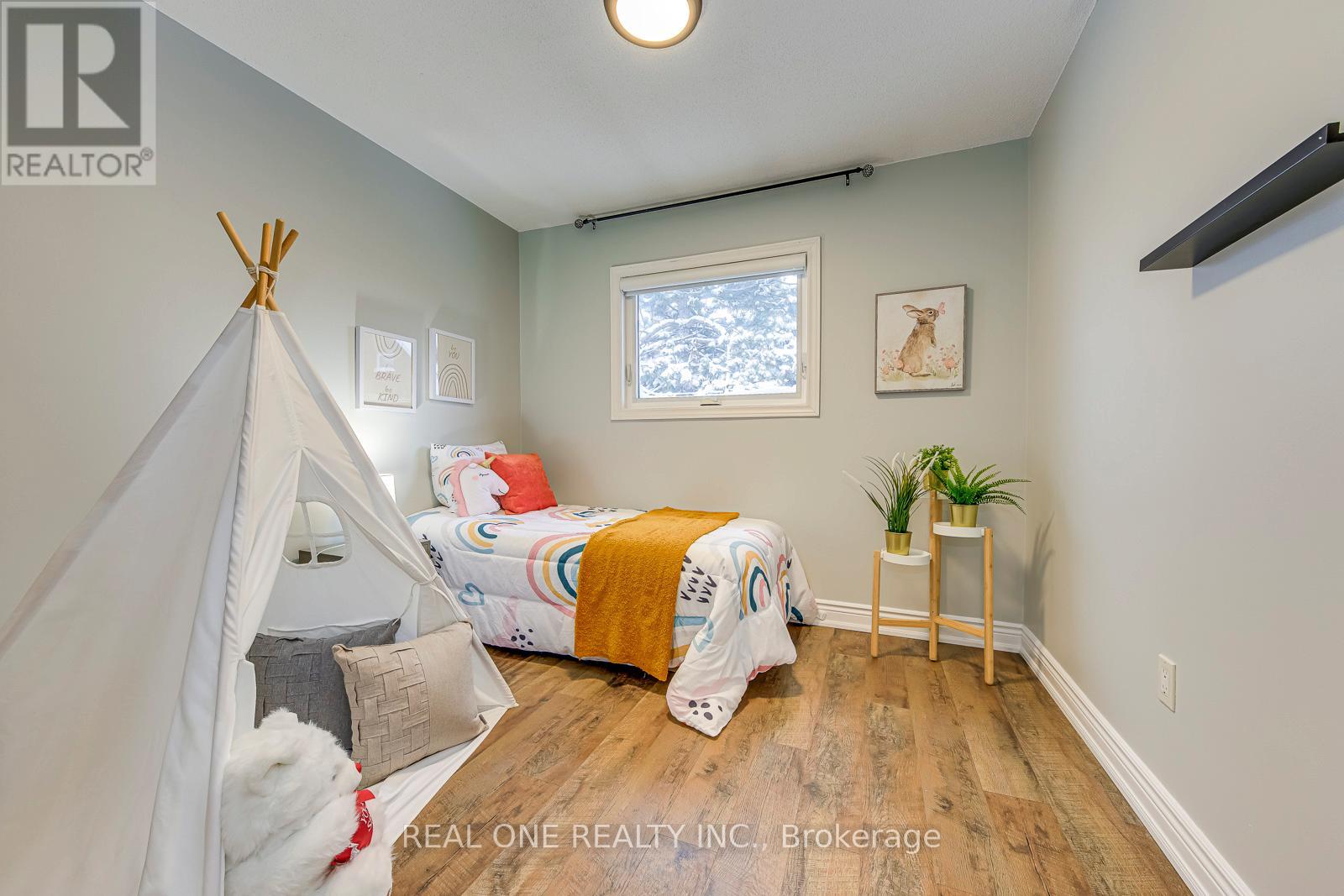 2 - 2006 Glenada Crescent, Oakville, Ontario  L6H 5R9 - Photo 35 - W12938650