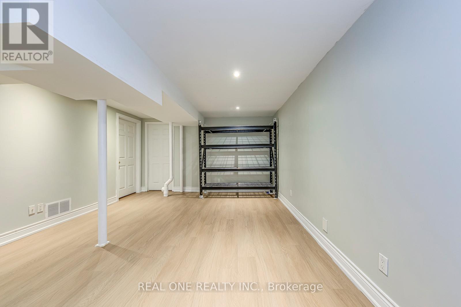 2 - 2006 Glenada Crescent, Oakville, Ontario  L6H 5R9 - Photo 41 - W12938650