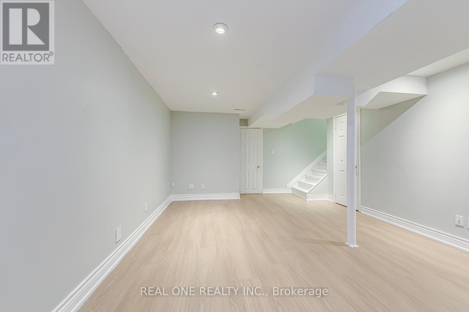 2 - 2006 Glenada Crescent, Oakville, Ontario  L6H 5R9 - Photo 42 - W12938650