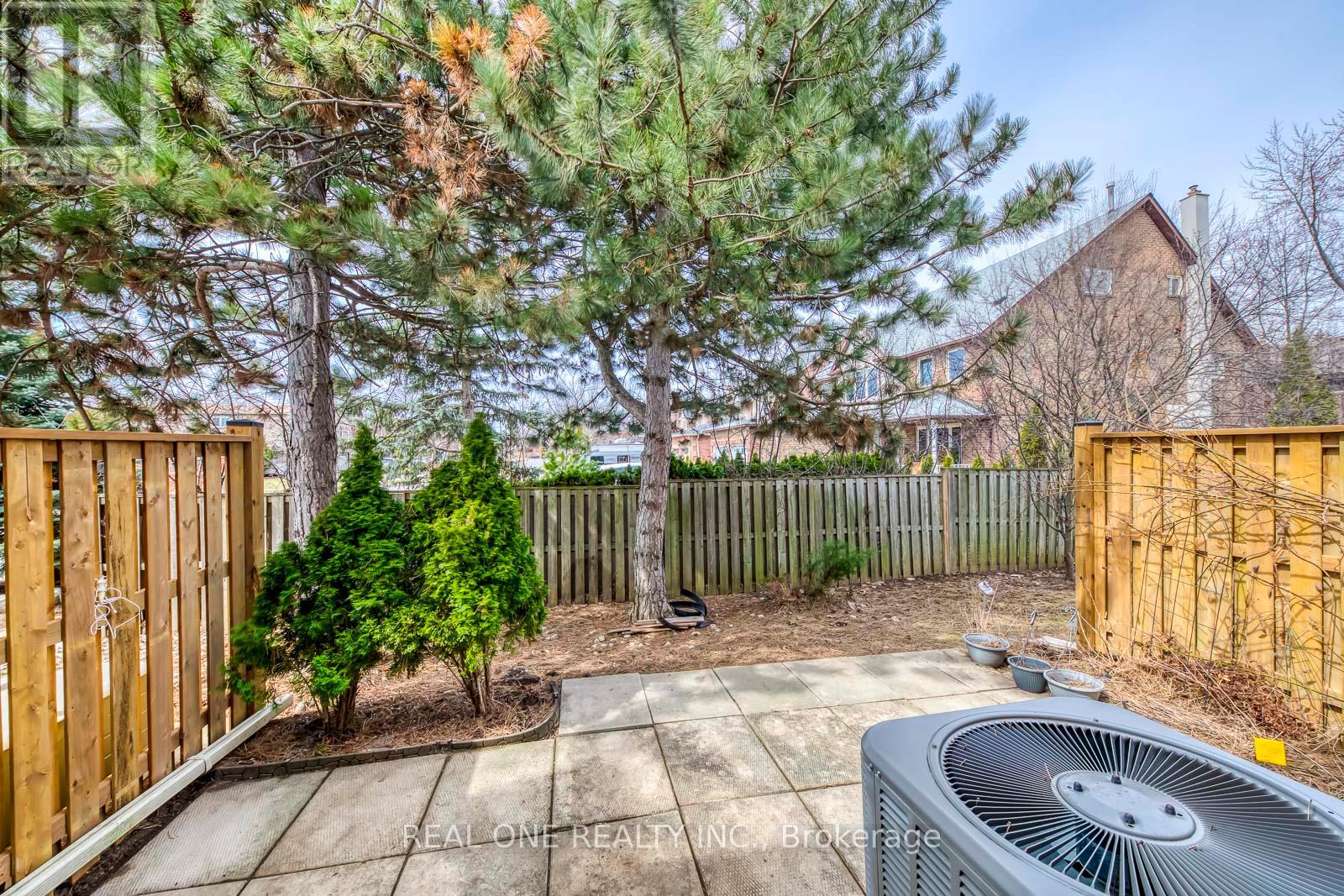 2 - 2006 Glenada Crescent, Oakville, Ontario  L6H 5R9 - Photo 47 - W12938650