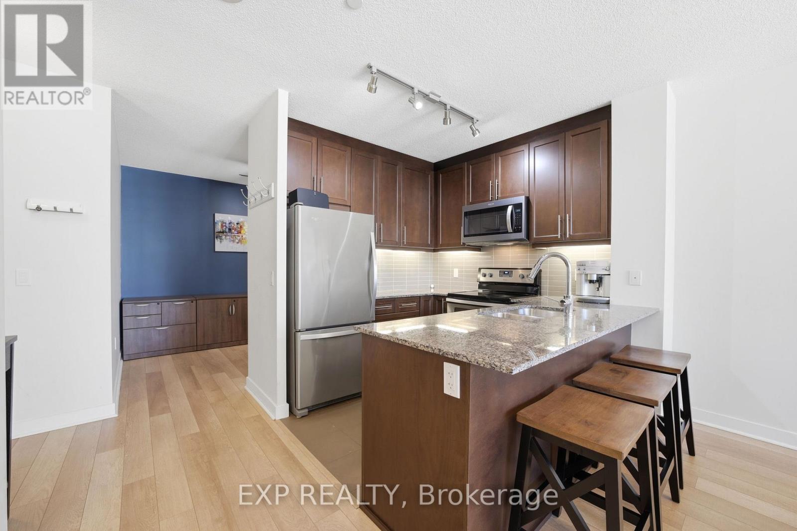 401 - 3975 Grand Park Drive, Mississauga, Ontario  L5B 0K4 - Photo 11 - W12938652