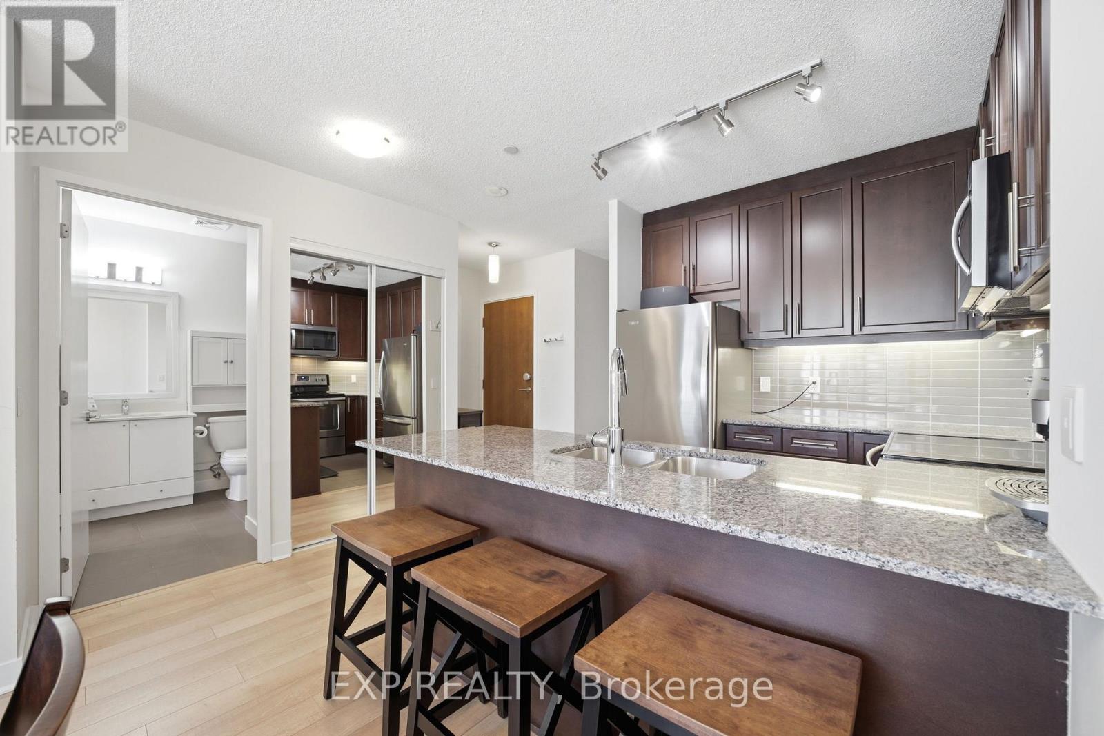 401 - 3975 Grand Park Drive, Mississauga, Ontario  L5B 0K4 - Photo 12 - W12938652