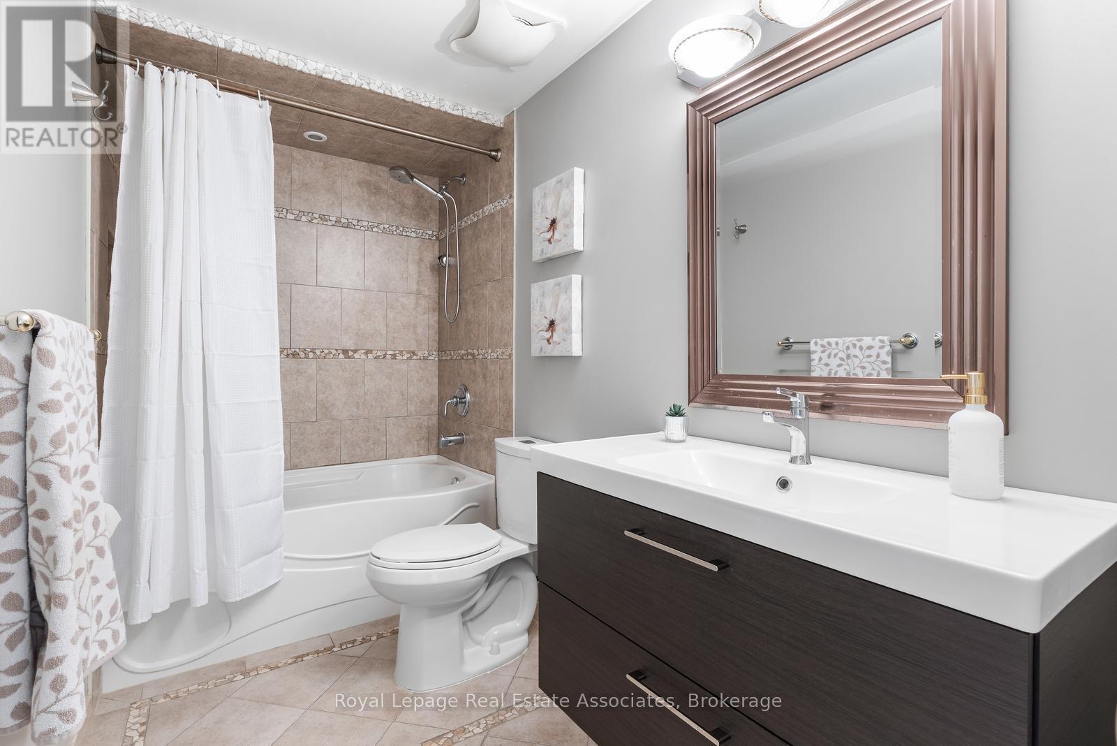 25 - 2766 Folkway Drive, Mississauga, Ontario  L5L 3M3 - Photo 29 - W12938666