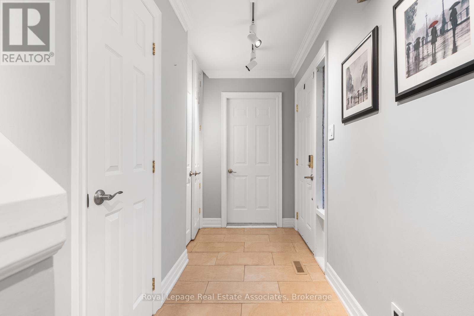 25 - 2766 Folkway Drive, Mississauga, Ontario  L5L 3M3 - Photo 3 - W12938666