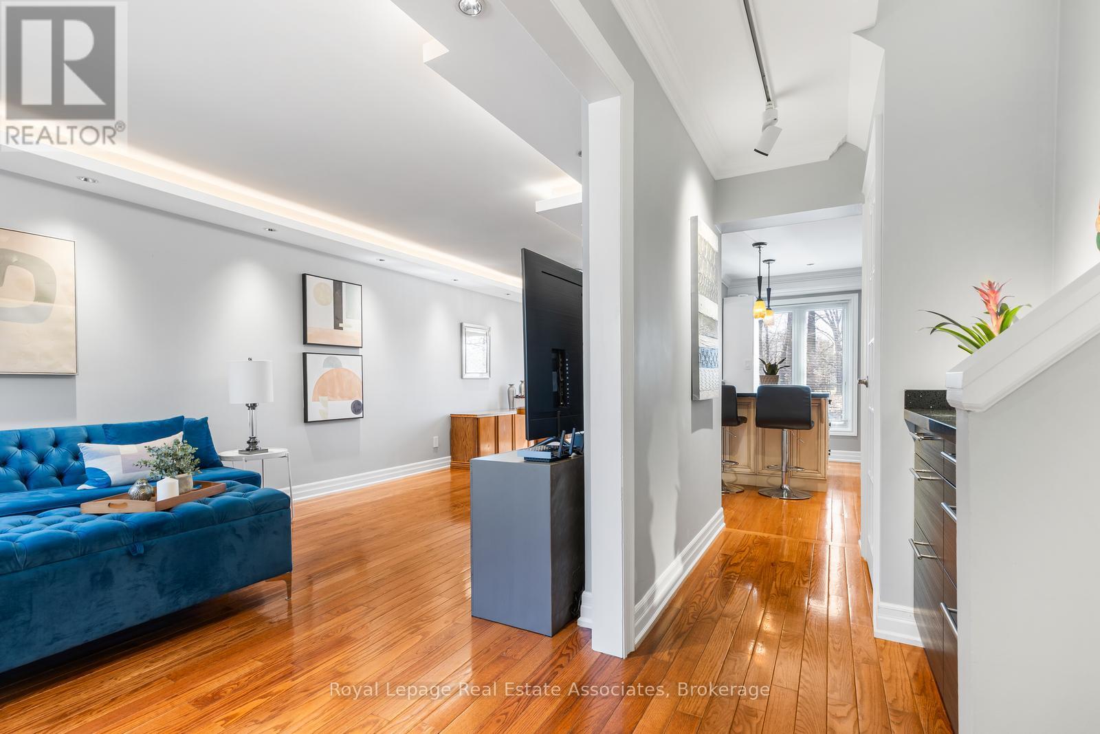 25 - 2766 Folkway Drive, Mississauga, Ontario  L5L 3M3 - Photo 5 - W12938666