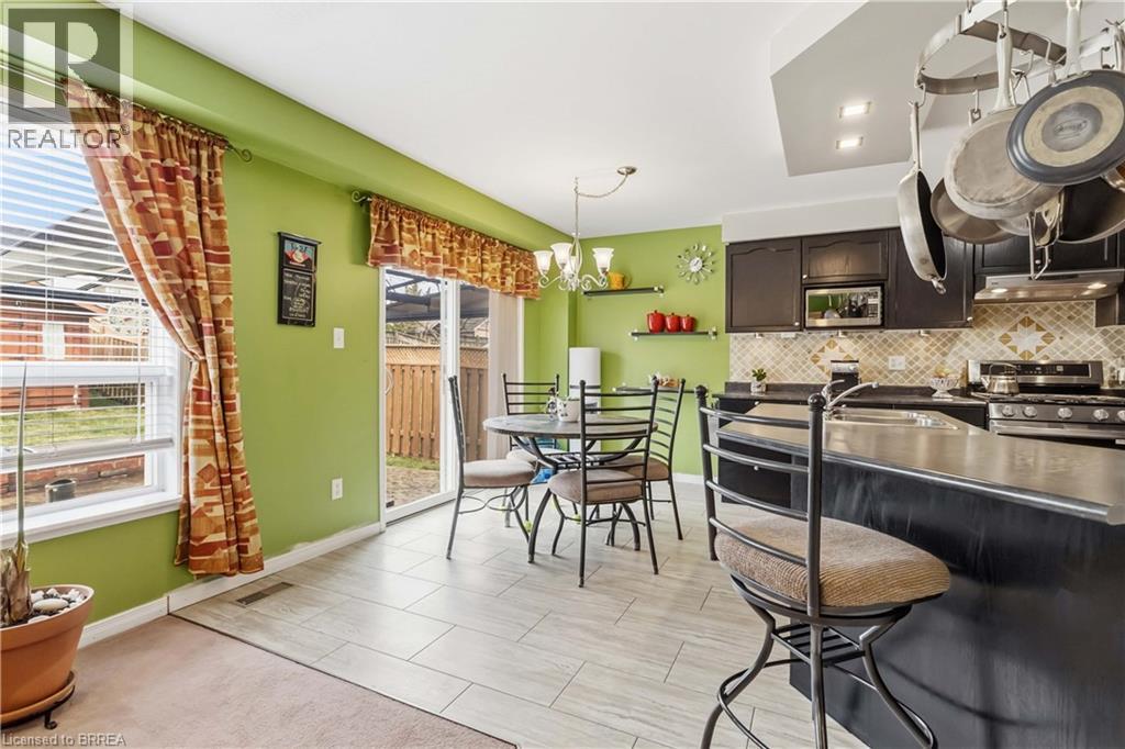 156 Osborn Avenue, Brantford, Ontario  N3T 6S7 - Photo 23 - 40816416