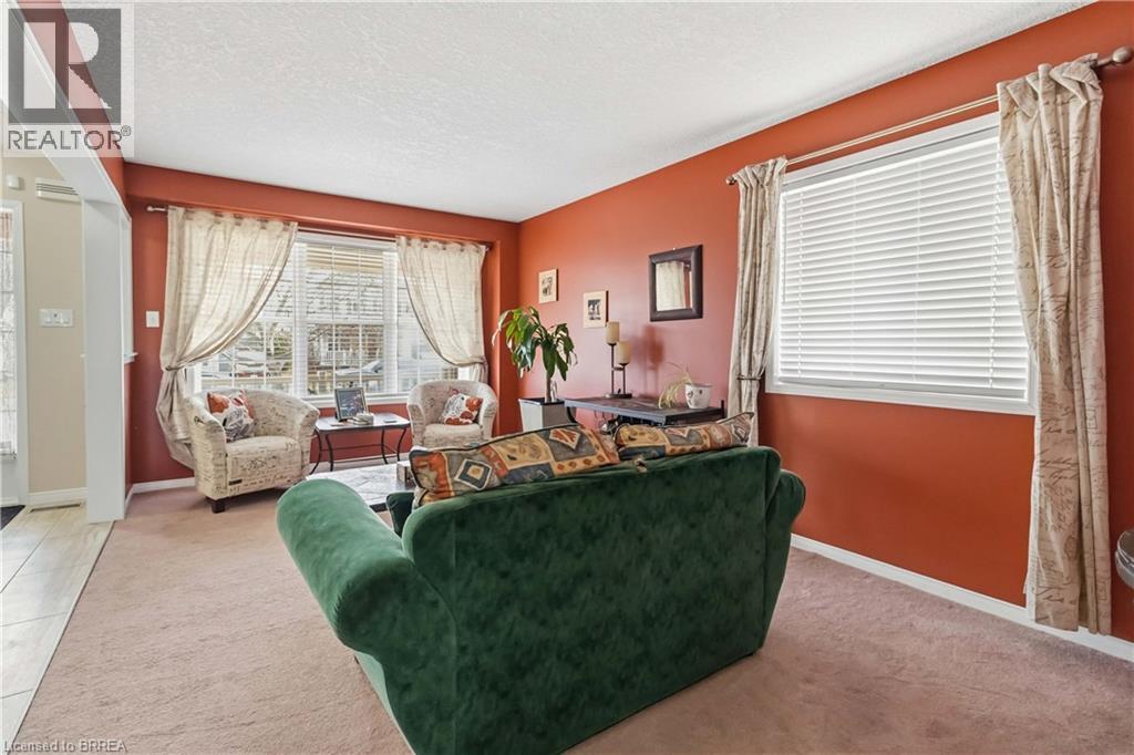 156 Osborn Avenue, Brantford, Ontario  N3T 6S7 - Photo 9 - 40816416