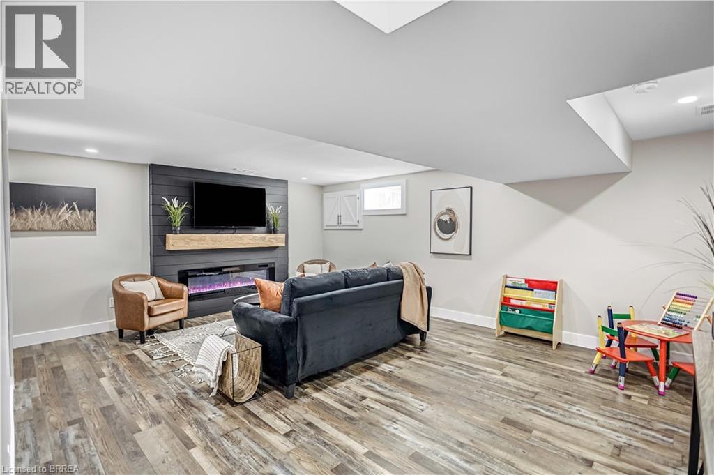 19 Kennedy Street, Brantford, Ontario  N3R 2C7 - Photo 32 - 40813454