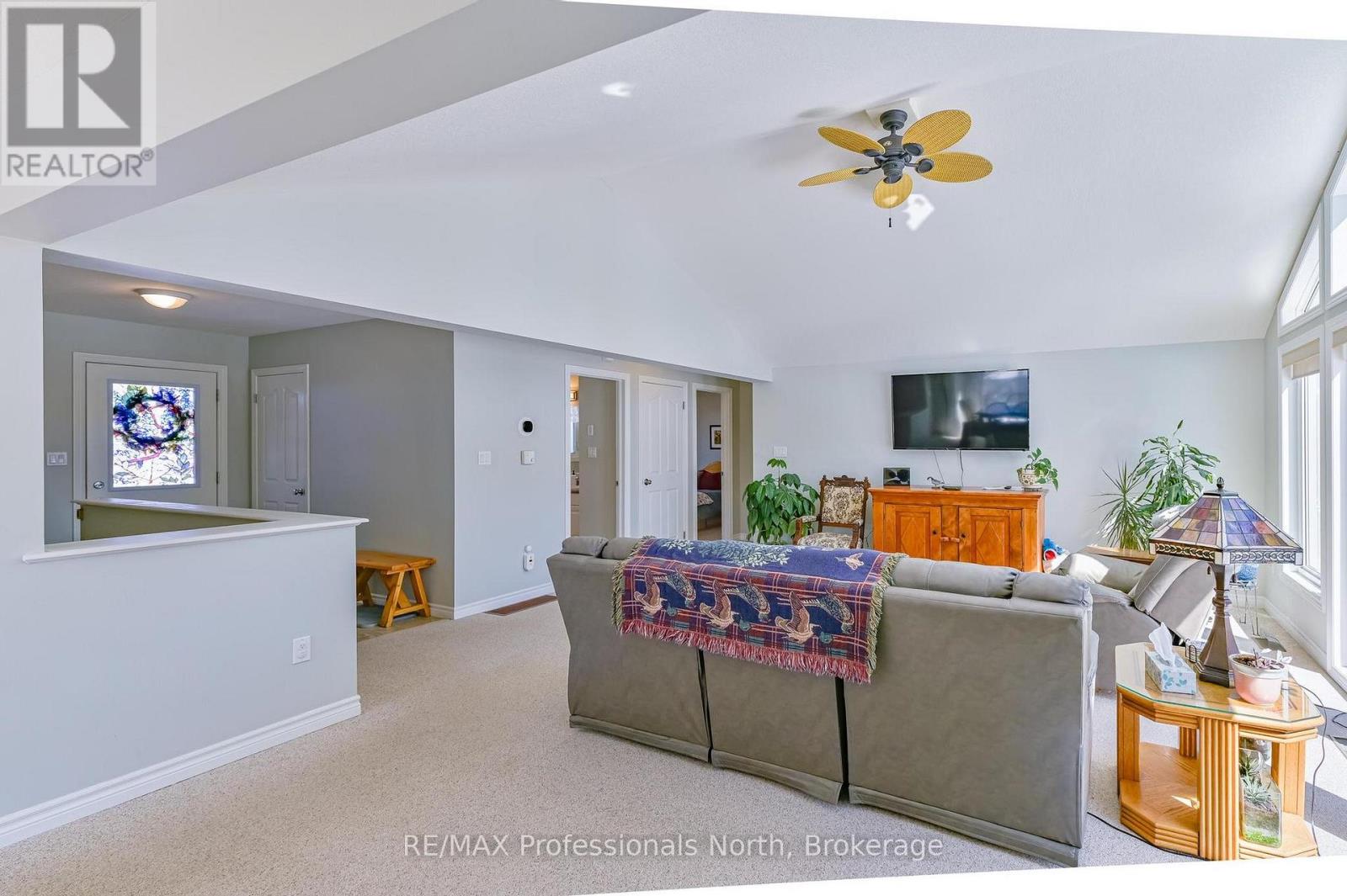 1099 Summer Lane, Minden Hills, Ontario  K0M 2K0 - Photo 9 - X12938388