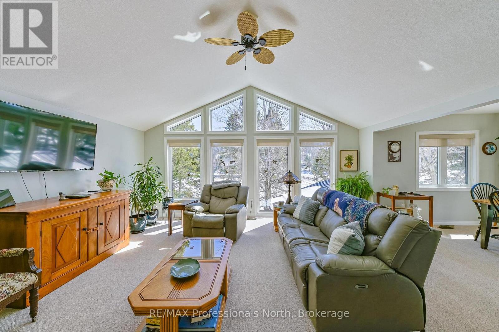 1099 Summer Lane, Minden Hills, Ontario  K0M 2K0 - Photo 6 - X12938388