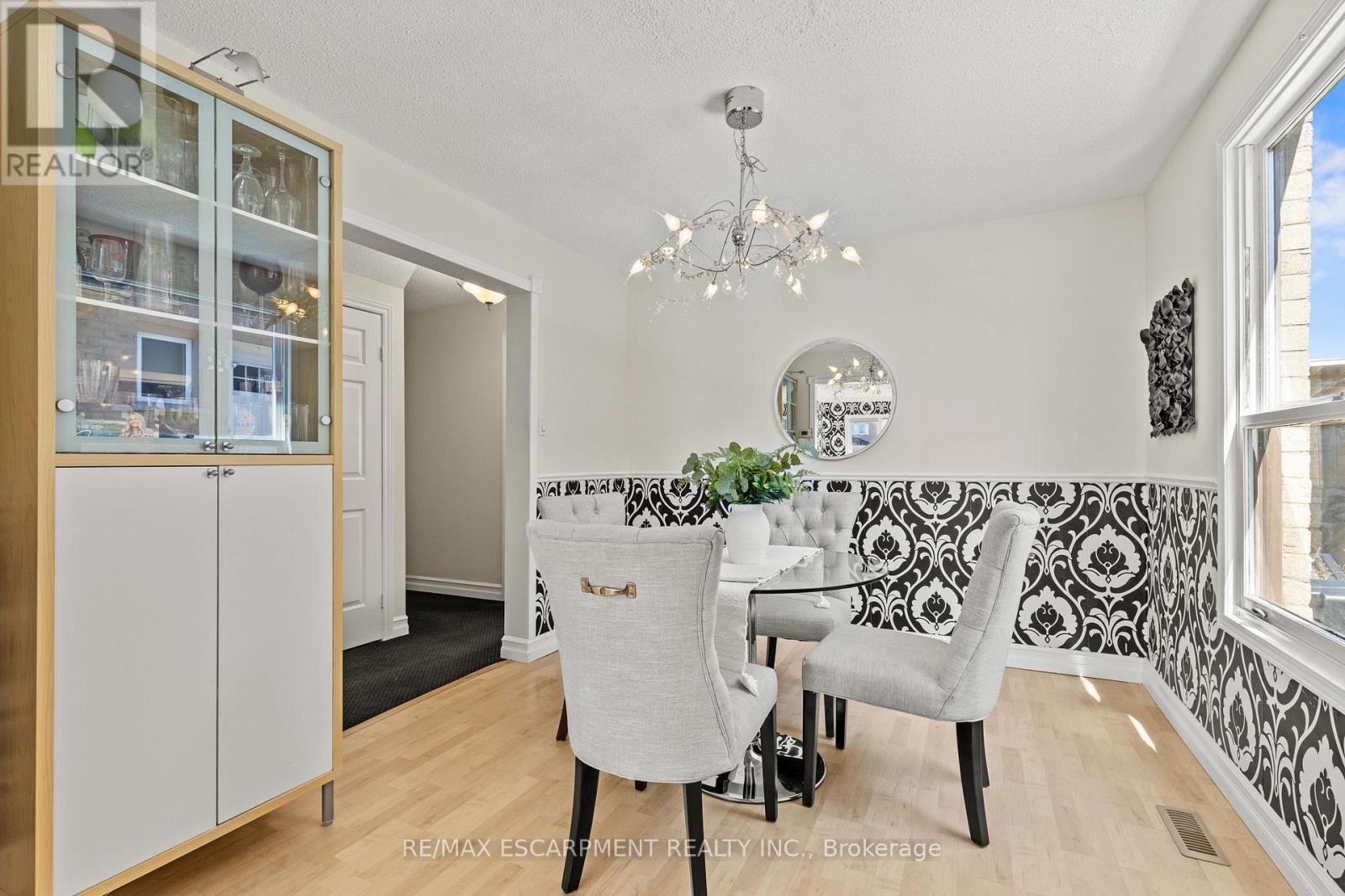 23 Ricardo Court, Hamilton, Ontario  L8W 2S1 - Photo 15 - X12938502