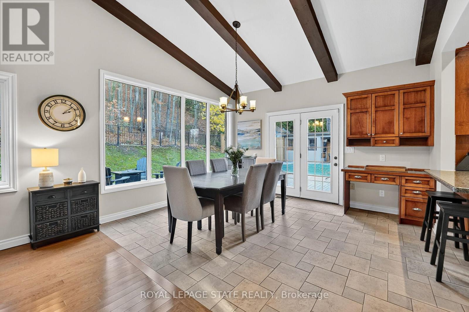 40 Parkwood Road, Grimsby, Ontario  L3M 4K9 - Photo 12 - X12938638