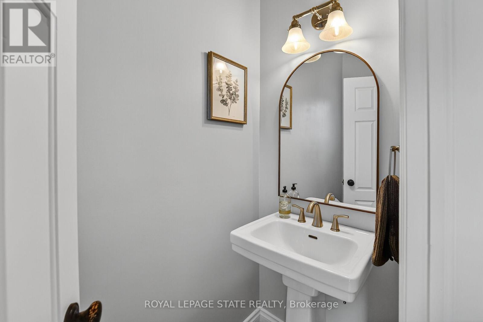 40 Parkwood Road, Grimsby, Ontario  L3M 4K9 - Photo 24 - X12938638