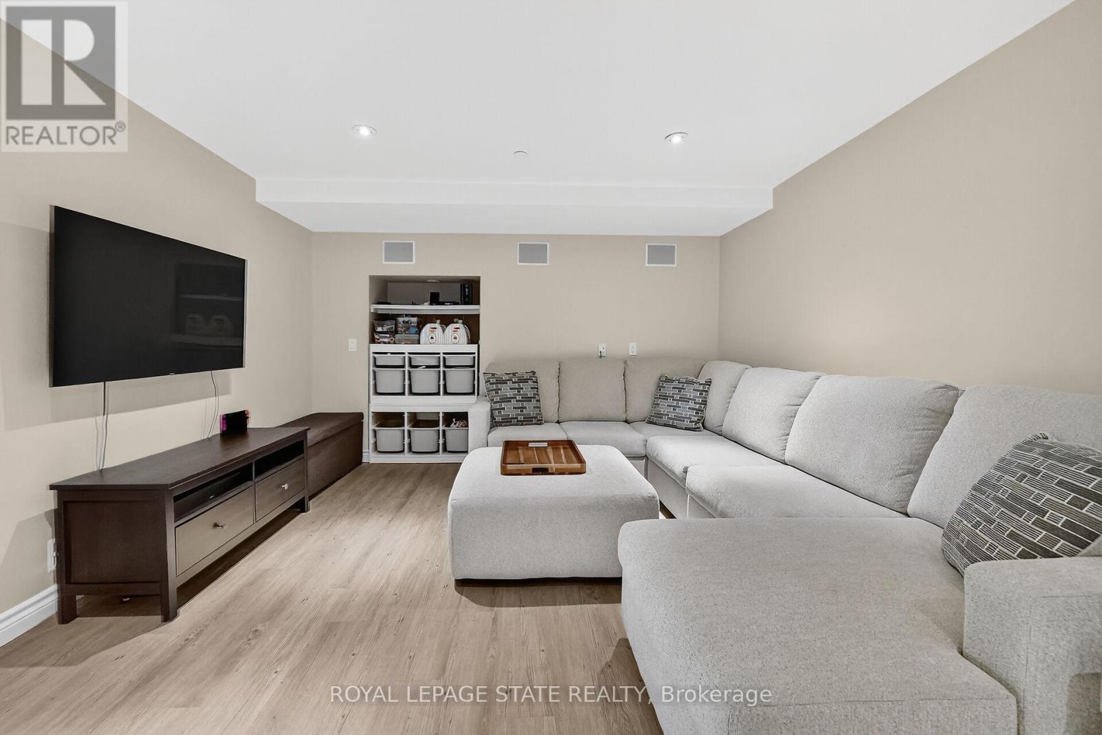 40 Parkwood Road, Grimsby, Ontario  L3M 4K9 - Photo 40 - X12938638