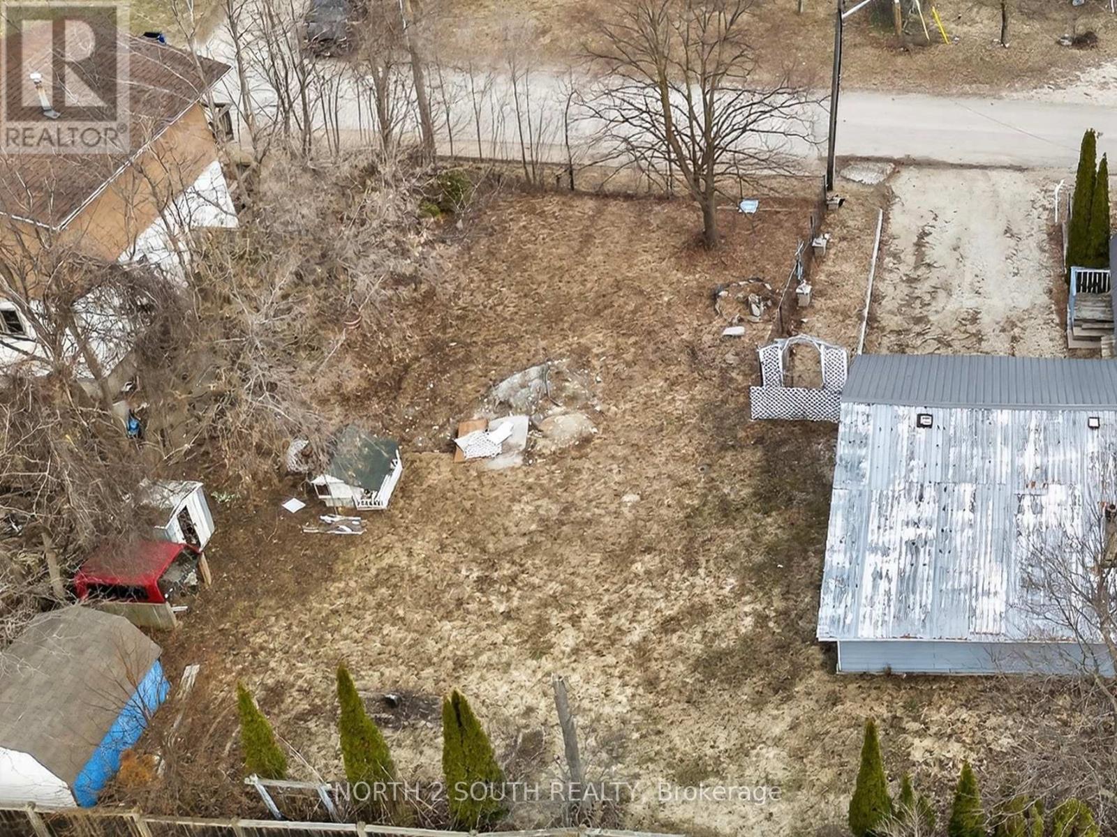 9 Bayview Avenue, Wasaga Beach, Ontario  L9Z 0E9 - Photo 10 - S12937850