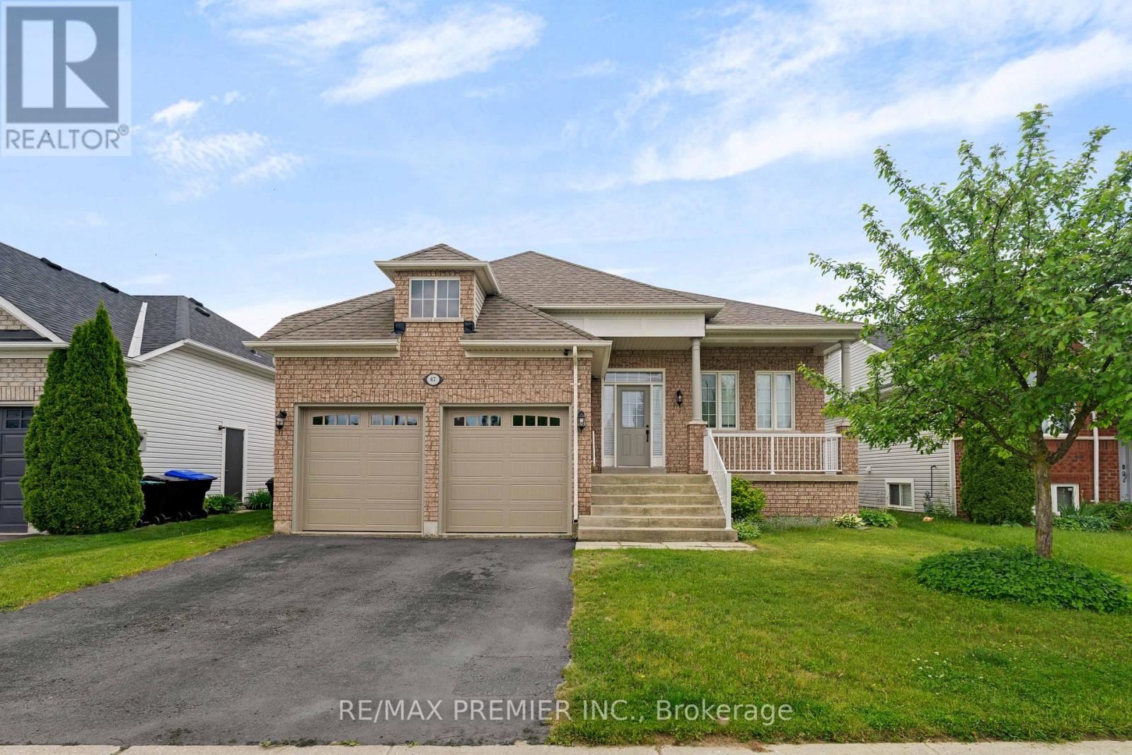 67 Meadowlark Boulevard, Wasaga Beach, Ontario  L9Z 3B3 - Photo 2 - S12938396