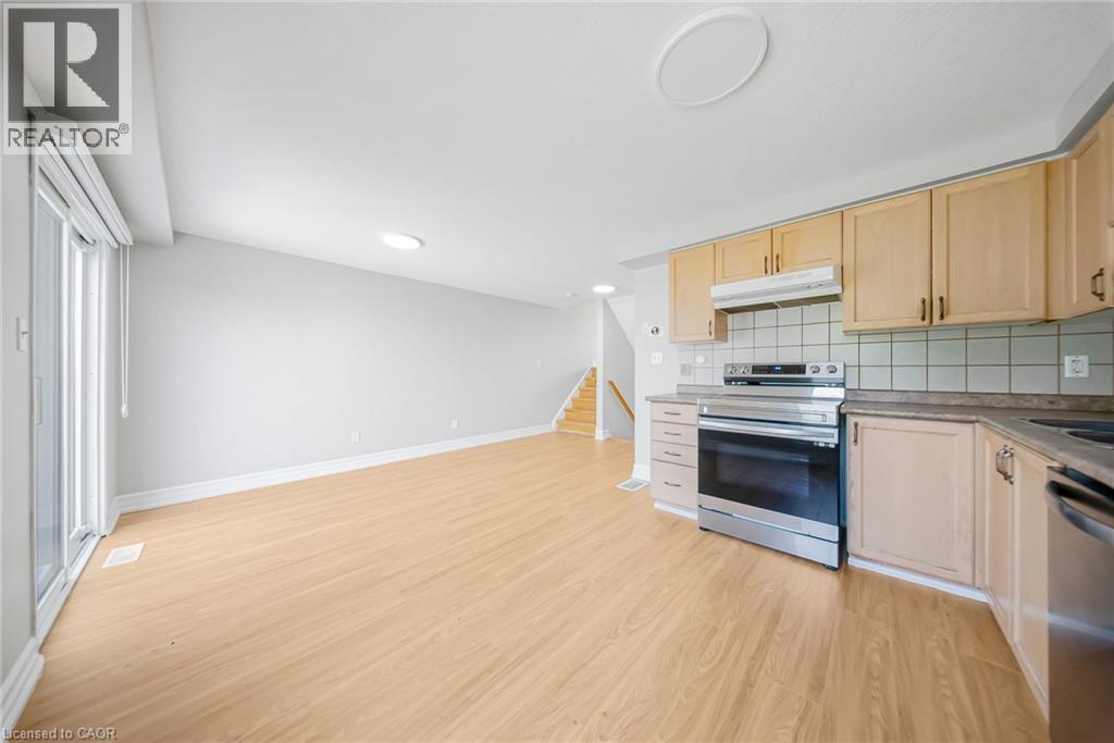 9 Red Clover Crescent, Kitchener, Ontario  N2E 4G9 - Photo 11 - 40816413