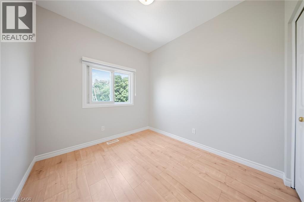 9 Red Clover Crescent, Kitchener, Ontario  N2E 4G9 - Photo 25 - 40816413