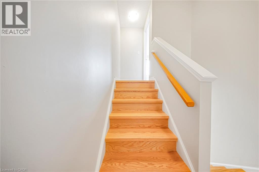 9 Red Clover Crescent, Kitchener, Ontario  N2E 4G9 - Photo 27 - 40816413