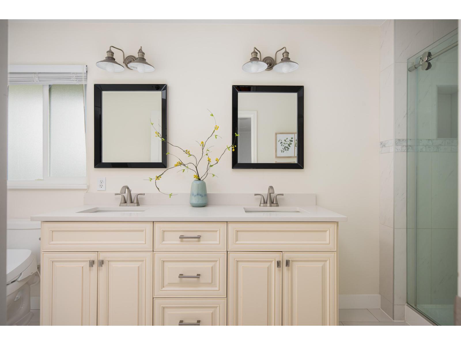 8572 164a Street, Surrey, British Columbia  V4N 3G8 - Photo 21 - R3105247