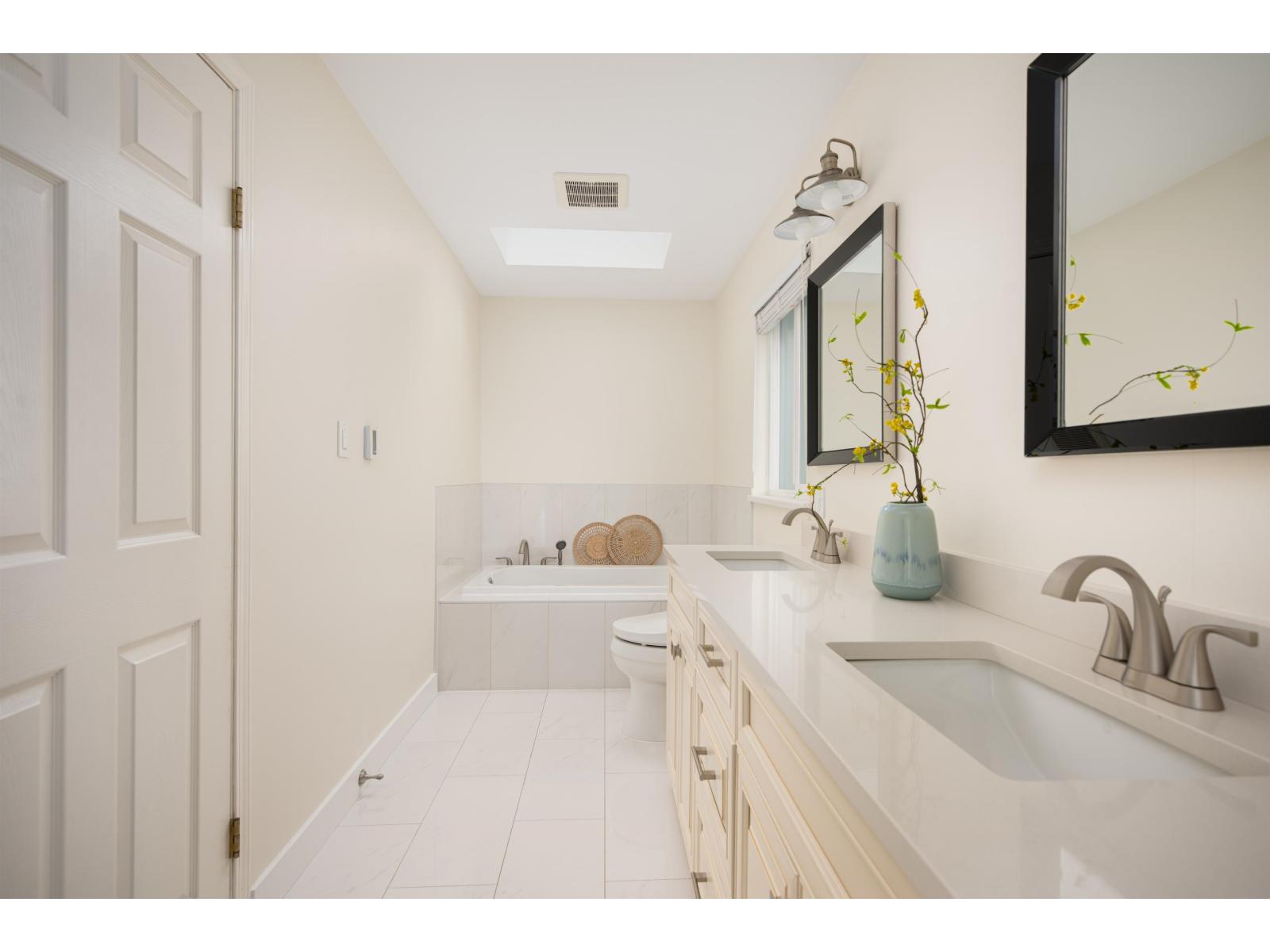 8572 164a Street, Surrey, British Columbia  V4N 3G8 - Photo 22 - R3105247