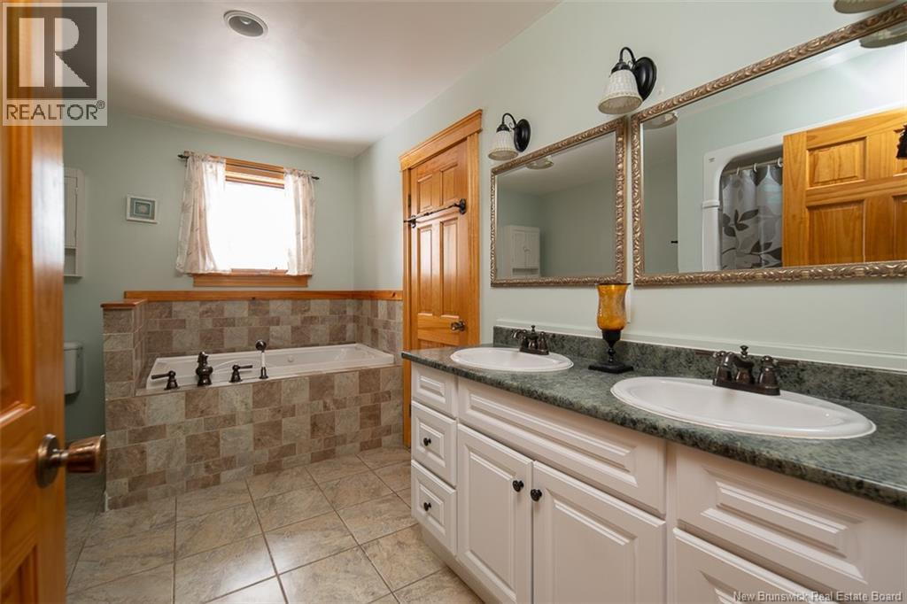 340 Macdonald Avenue, Oromocto, New Brunswick  E2V 2J3 - Photo 21 - NB135921