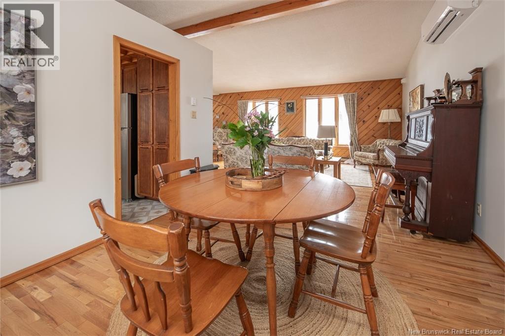 340 Macdonald Avenue, Oromocto, New Brunswick  E2V 2J3 - Photo 12 - NB135921