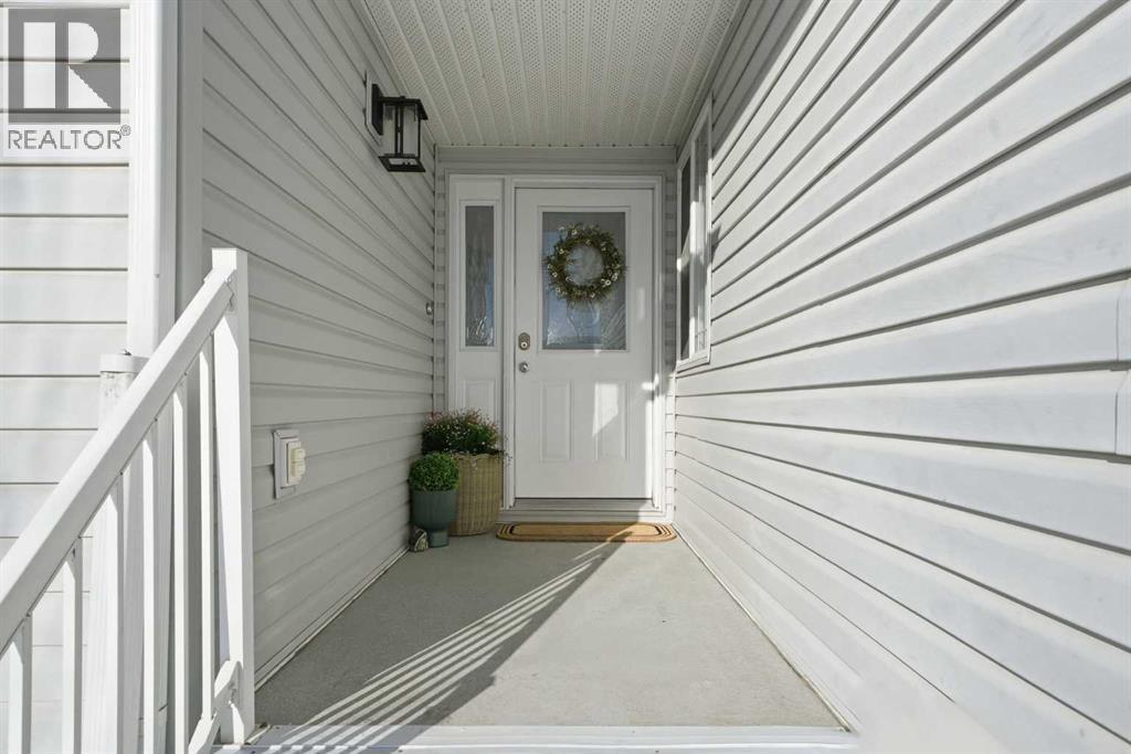 534 Hillview Gate, Strathmore, Alberta  T1P 1Z6 - Photo 2 - A2296088