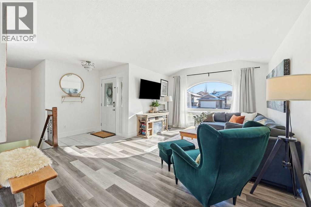 534 Hillview Gate, Strathmore, Alberta  T1P 1Z6 - Photo 4 - A2296088