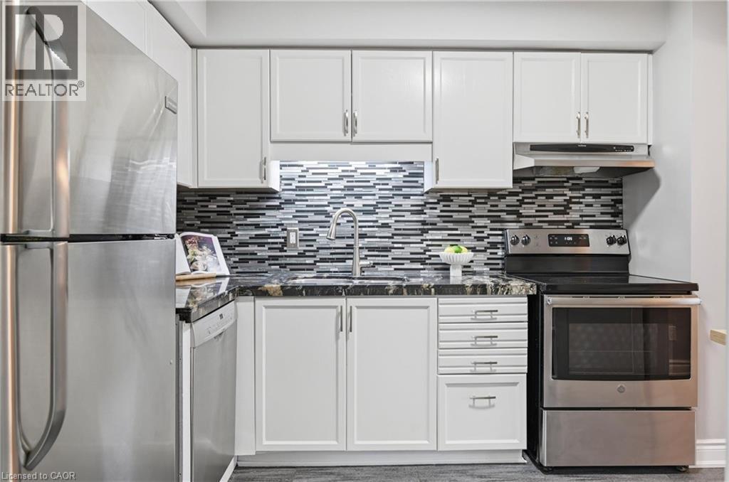 1 Royalwood Court Unit# 75, Stoney Creek, Ontario  L8E 4Y1 - Photo 7 - 40813533