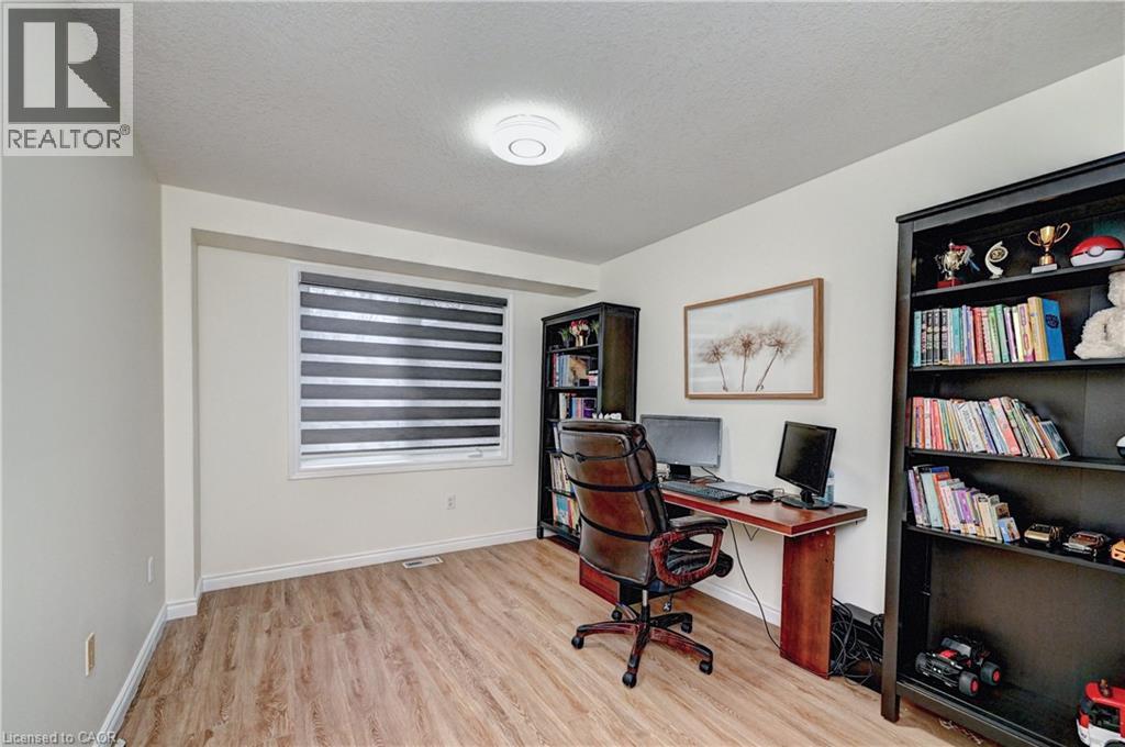 519 Yorkshire Drive, Waterloo, Ontario  N2T 2V1 - Photo 26 - 40815923