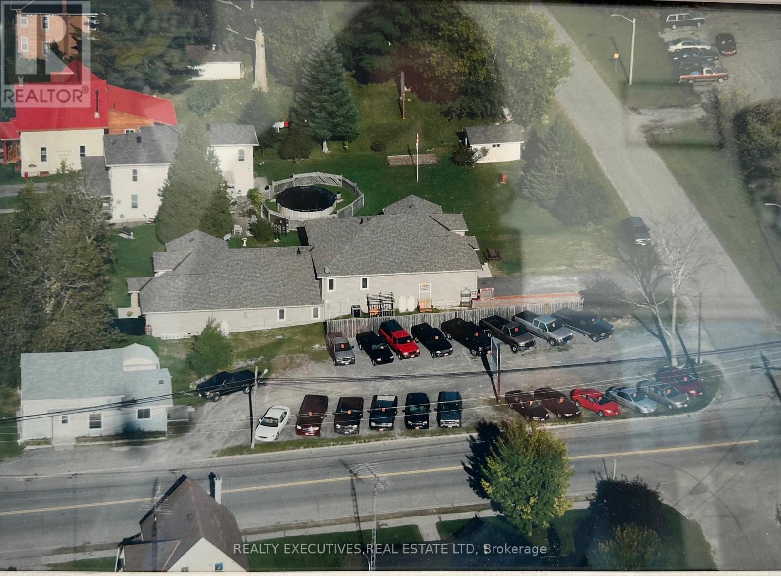 23 Whelan Street, Westport, Ontario  K0G 1X0 - Photo 4 - X12938884