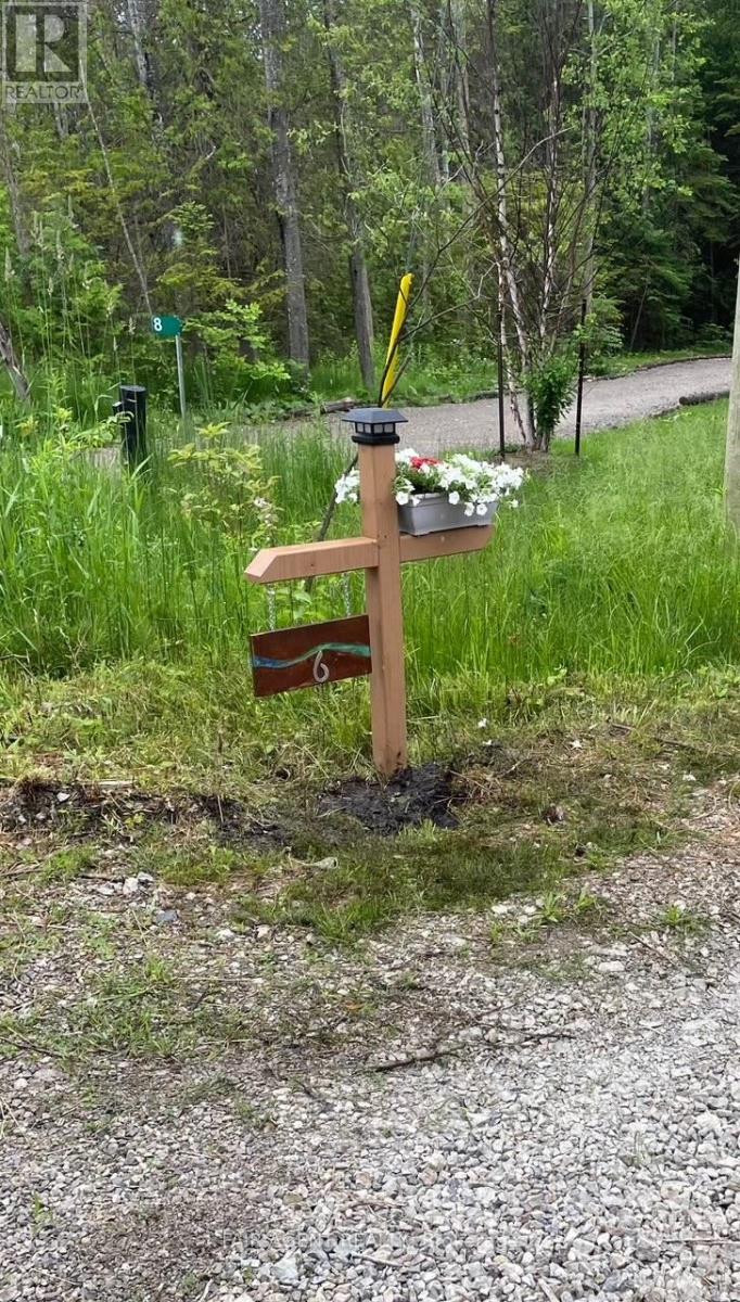 6 Henwood Street, Northern Bruce Peninsula, Ontario  N0H 2M0 - Photo 2 - X12931708