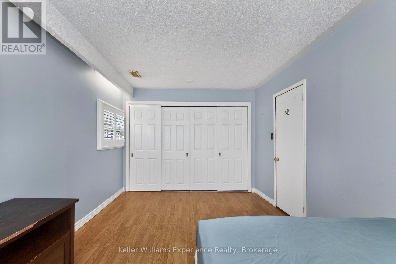 1031 Ferrier Avenue, Innisfil, Ontario  L0L 1W0 - Photo 21 - N12938838