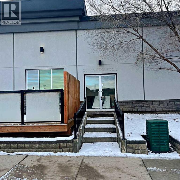 10023 Macdonald Avenue, Fort Mcmurray, Alberta  T9H 1S9 - Photo 2 - A2272754