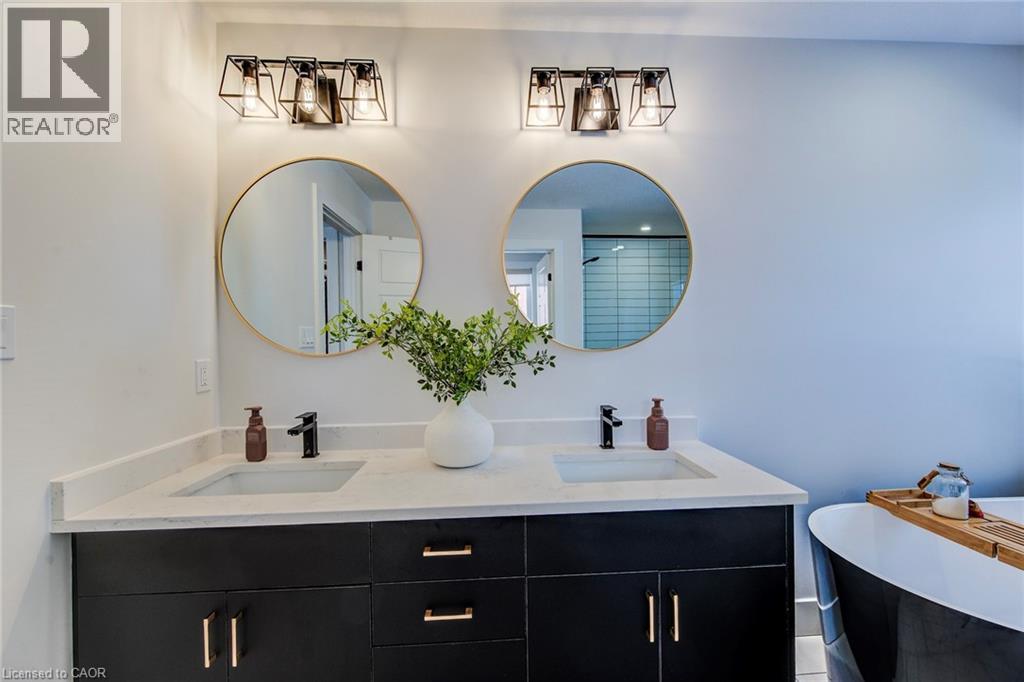 338 Snyders Road E, Baden, Ontario  N3A 2V5 - Photo 28 - 40802255