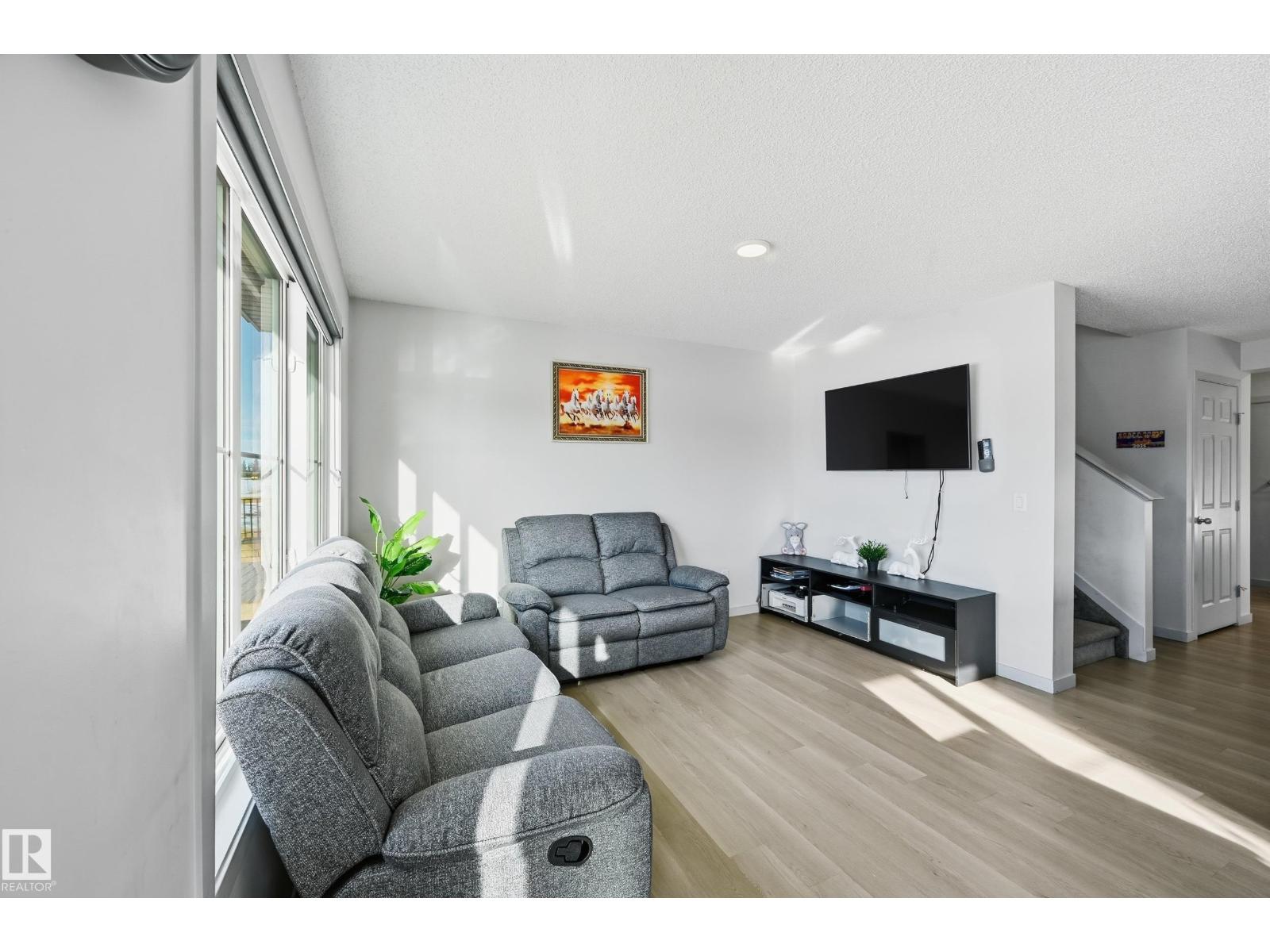 9804 227 St Nw, Edmonton, Alberta  T5T 7T9 - Photo 8 - E4473554