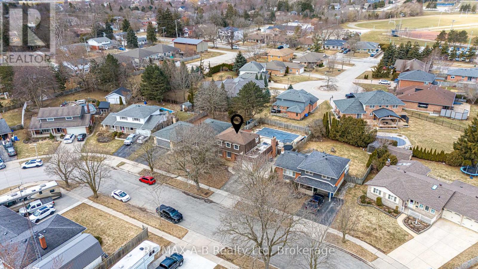 90 Windemere Crescent, Stratford, Ontario  N5A 6B1 - Photo 10 - X12938804