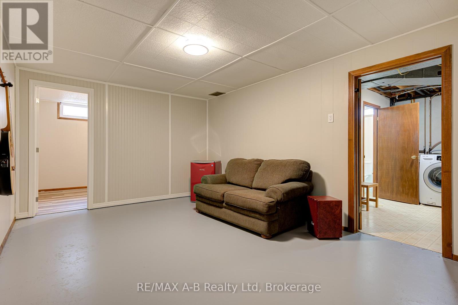 90 Windemere Crescent, Stratford, Ontario  N5A 6B1 - Photo 37 - X12938804