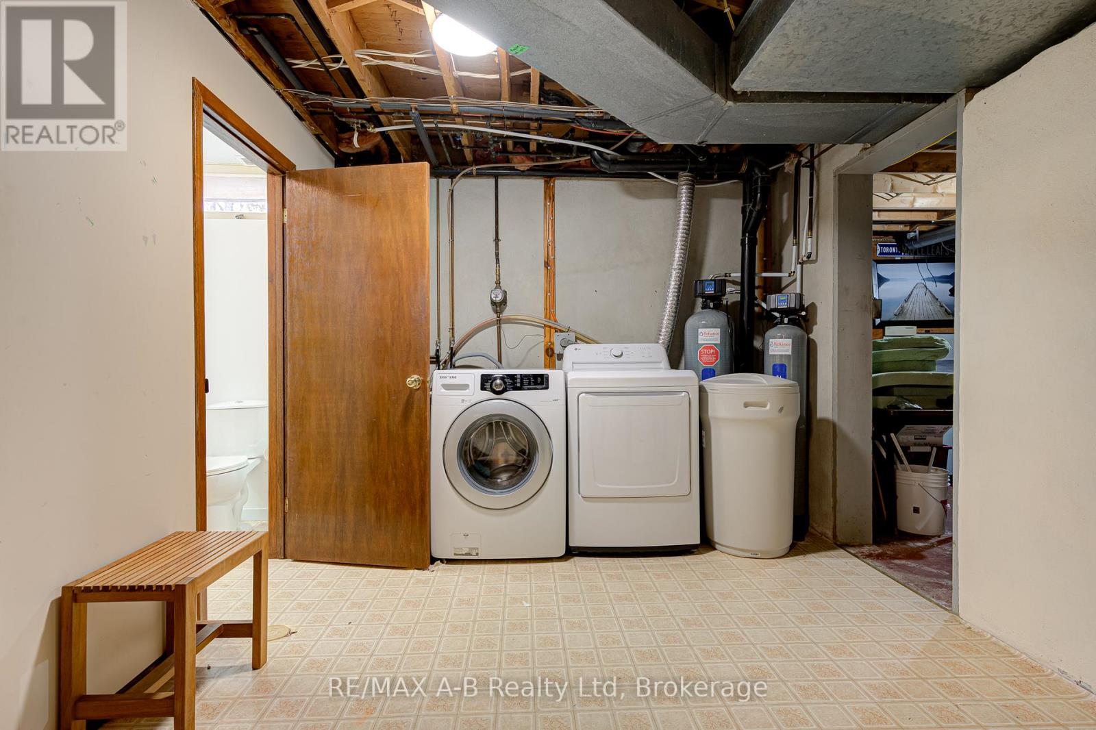 90 Windemere Crescent, Stratford, Ontario  N5A 6B1 - Photo 40 - X12938804