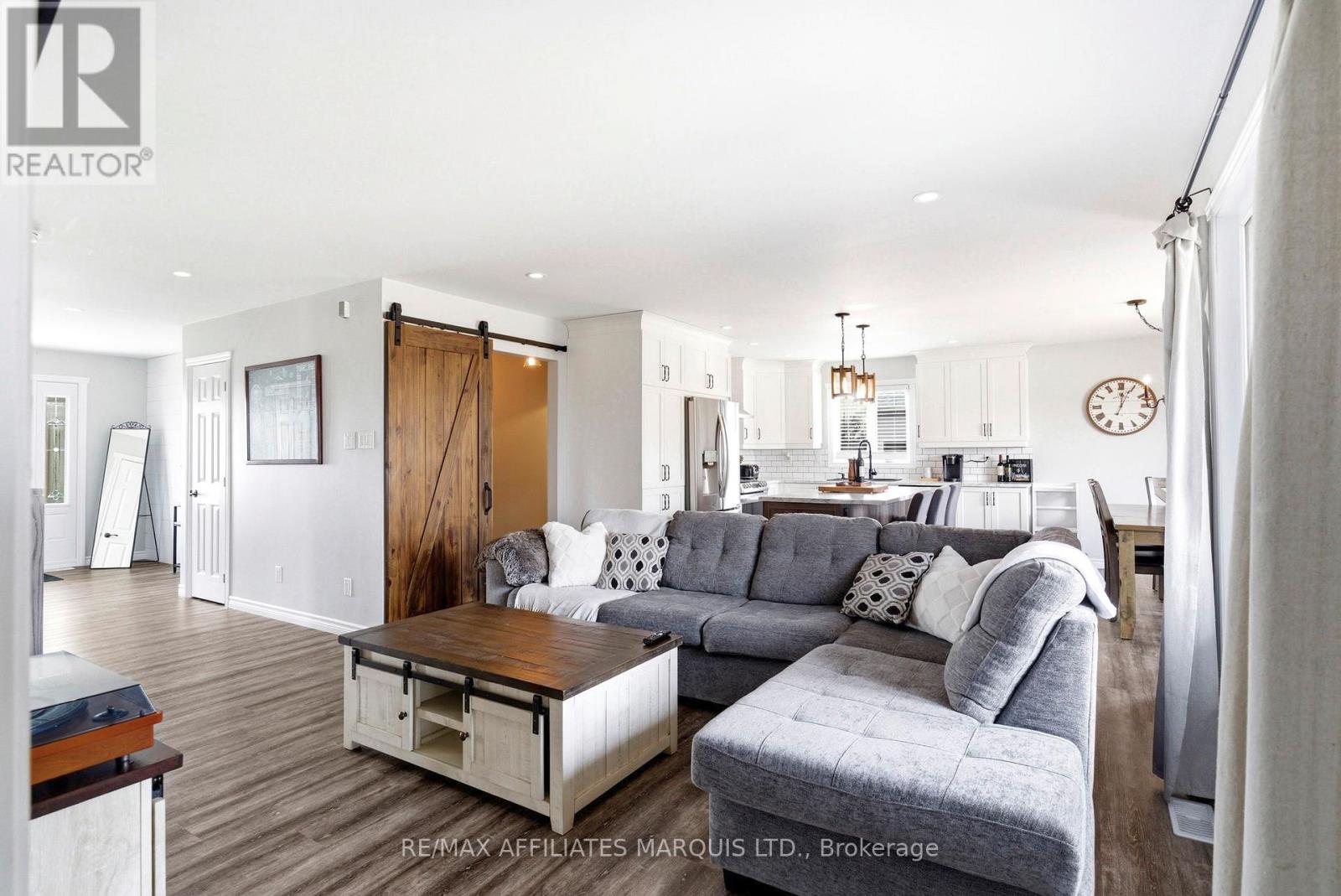 15683 County Road 43 Road, North Stormont, Ontario  K0C 1K0 - Photo 11 - X12938906