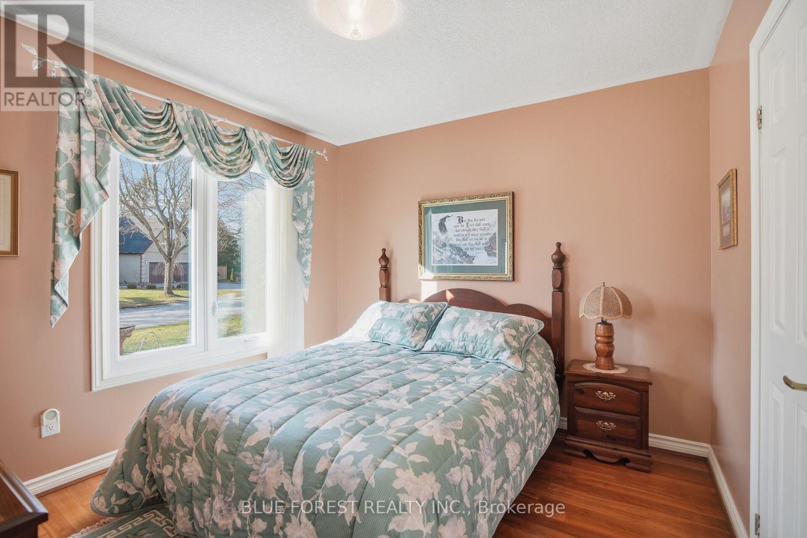 18 Shady Lane, London North, Ontario  N5X 3N8 - Photo 22 - X12938882