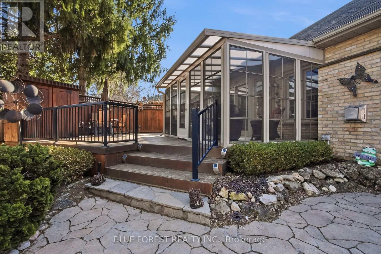 18 Shady Lane, London North, Ontario  N5X 3N8 - Photo 41 - X12938882