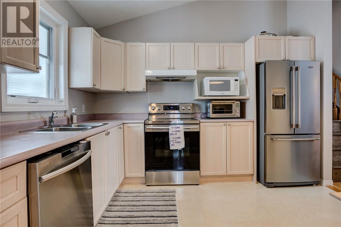 64 Sweetberry Drive, Sudbury, Ontario  P3E 6C1 - Photo 5 - 2126965